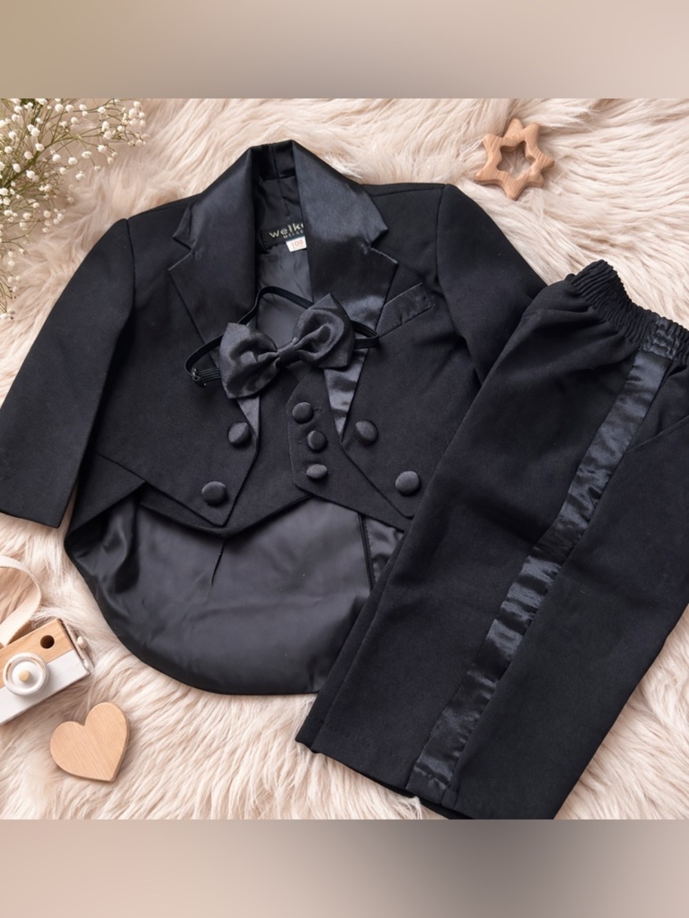 Weikexi Baby Boy 3M Black 4 Piece Suit Formal Tuxedo Set, Like New
